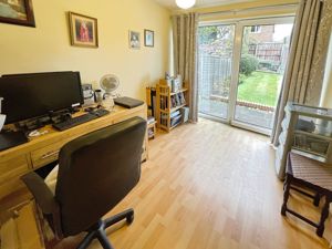 Dining room- click for photo gallery